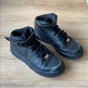 Black Air Force 1 Hightop Size 5.5Y